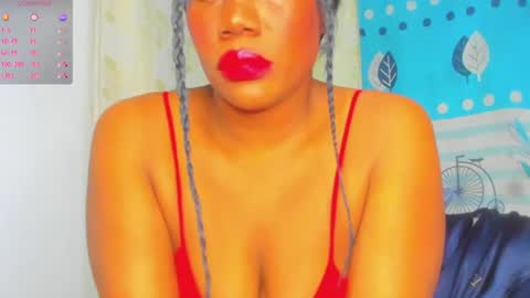 Snapshot of yonnsol_avril chatting on June 19, 2026, 7:17 pm yonnsol_avril online show from June 19, 2026, 7:17 pm