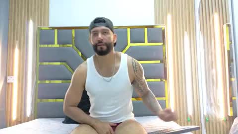 Snapshot of yorbymaxx1 chatting on January 7, 2026, 11:56 am YORBY MAX online show from January 7, 2026, 11:56 am