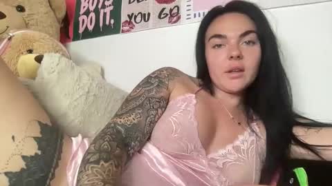 Yorkshire Girly online show from June 5, 2026, 7:36 am