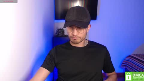 yoshy_man online show from April 8, 2026, 2:22 am