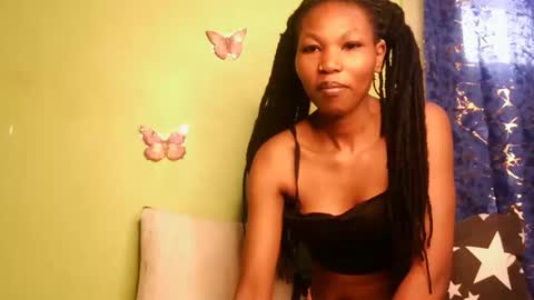 Snapshot of yosweetslut chatting on March 27, 2026, 10:15 am Sweetkitty online show from March 27, 2026, 10:15 am