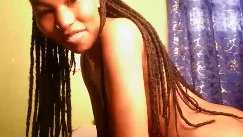 Snapshot of yosweetslut chatting on April 6, 2026, 4:46 am Sweetkitty online show from April 6, 2026, 4:46 am