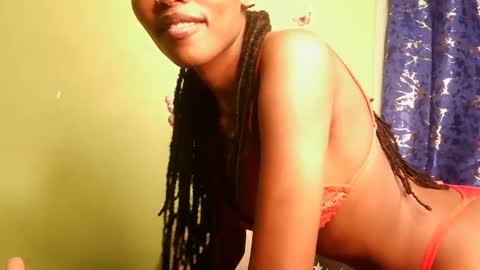 Snapshot of yosweetslut chatting on April 15, 2026, 9:26 pm Sweetkitty online show from April 15, 2026, 9:26 pm