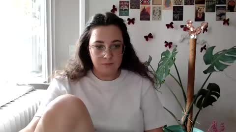 Snapshot of you_aurora chatting on July 8, 2026, 3:16 pm Aurora online show from July 8, 2026, 3:16 pm