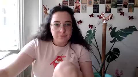 Snapshot of you_aurora chatting on July 9, 2026, 3:27 pm Aurora online show from July 9, 2026, 3:27 pm
