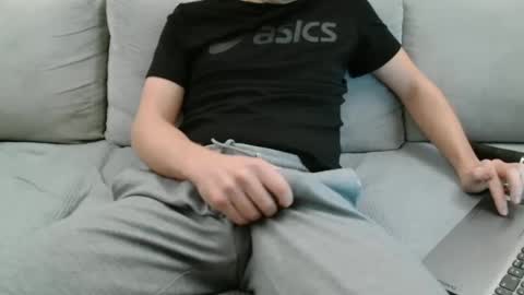 Snapshot of youboyvie chatting on December 30, 2024, 5:02 pm Rob online show from December 30, 2024, 5:02 pm