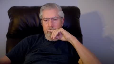 Colorado Guy Straight online show from May 7, 2026, 4:07 am