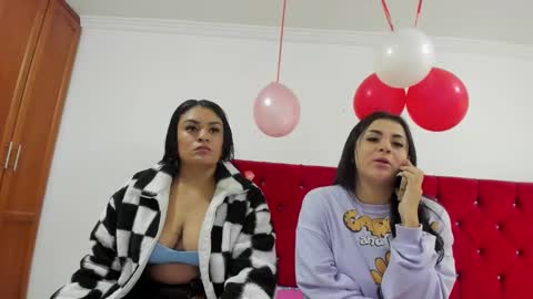  Annie  Elizabeth online show from February 23, 2025, 12:59 pm