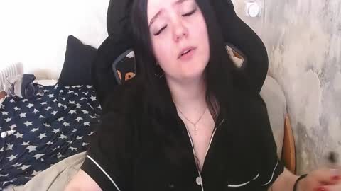 your_8a8y online show from April 15, 2026, 10:00 am