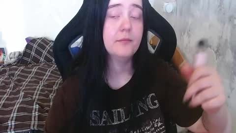 your_8a8y online show from May 25, 2026, 3:45 am