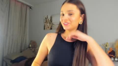 Camilla online show from June 2, 2026, 6:54 pm
