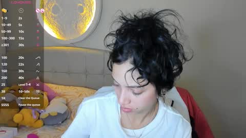 mia3 online show from January 12, 2026, 6:51 am