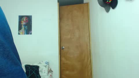 Snapshot of your_boy_hot chatting on May 18, 2026, 4:07 am your boy online show from May 18, 2026, 4:07 am