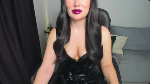 Goddess Alana online show from December 11, 2024, 9:52 am