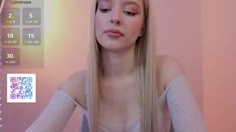 Olivia online show from November 2, 2025, 8:11 pm