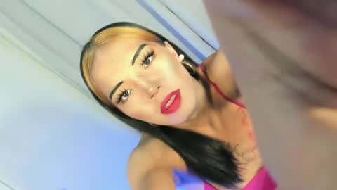 Snapshot of your_girl_yeka chatting on June 18, 2026, 8:14 am your_girl_yeka online show from June 18, 2026, 8:14 am