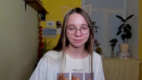 Leslie online show from December 30, 2024, 3:35 pm