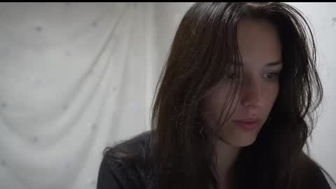 Meri  online show from October 12, 2025, 8:52 pm