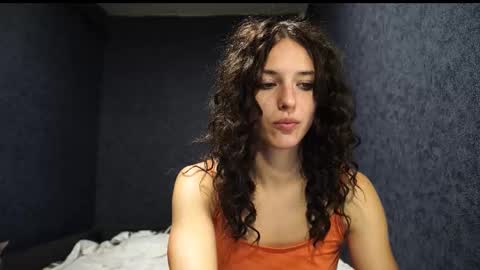 Meri  online show from October 26, 2025, 7:42 pm