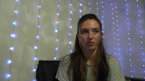 Meri  online show from January 7, 2026, 9:39 pm