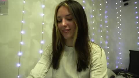 Snapshot of your_little_flexible_girl chatting on April 29, 2026, 8:04 pm Meri online show from April 29, 2026, 8:04 pm