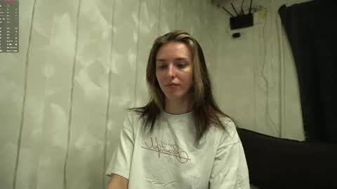 Snapshot of your_little_flexible_girl chatting on May 6, 2026, 7:30 pm Meri online show from May 6, 2026, 7:30 pm