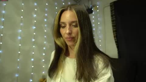Snapshot of your_little_flexible_girl chatting on June 13, 2026, 9:02 pm Meri online show from June 13, 2026, 9:02 pm
