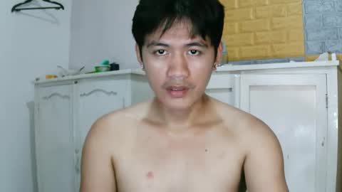 your_love_miaka online show from May 25, 2026, 4:40 am