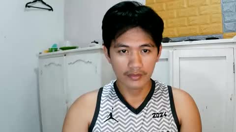 your_love_miaka online show from May 31, 2026, 5:09 pm