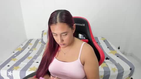 EMILY independent model online show from January 19, 2025, 6:09 am