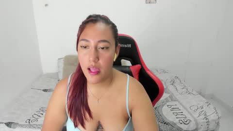 EMILY independent model online show from January 30, 2025, 5:09 am
