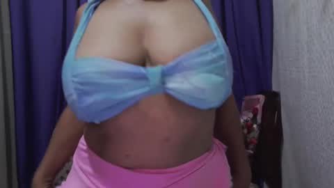 your_realpinay online show from April 18, 2026, 9:26 pm