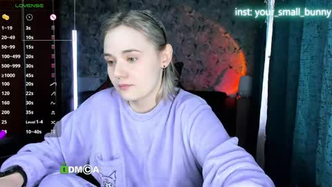 Snapshot of your_small_bunny chatting on May 19, 2026, 2:07 am Molly online show from May 19, 2026, 2:07 am