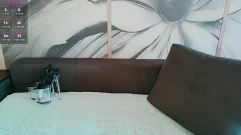 your_sweet_lesley online show from April 21, 2026, 9:59 am