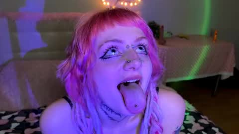 Anya online show from May 30, 2026, 8:28 pm