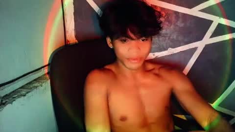 rainy online show from June 25, 2026, 10:25 pm