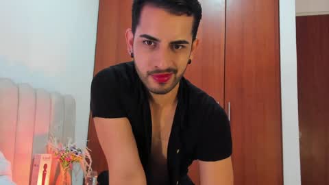 Snapshot of yourboynextdoor1 chatting on December 24, 2024, 11:44 pm YOURBOYNEXTDOOR online show from December 24, 2024, 11:44 pm