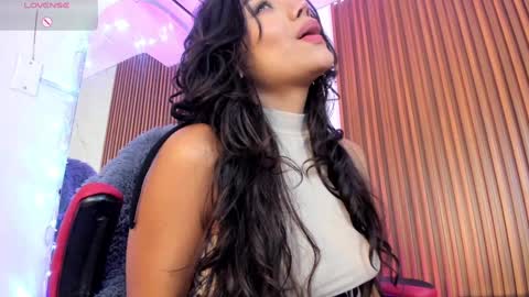 Selena online show from December 28, 2024, 3:37 am