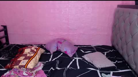 yourdreamisabell online show from February 9, 2025, 12:19 pm