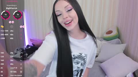 Mary online show from December 15, 2024, 10:39 am