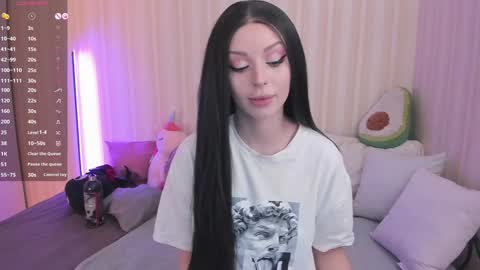 Mary online show from February 1, 2025, 7:47 am