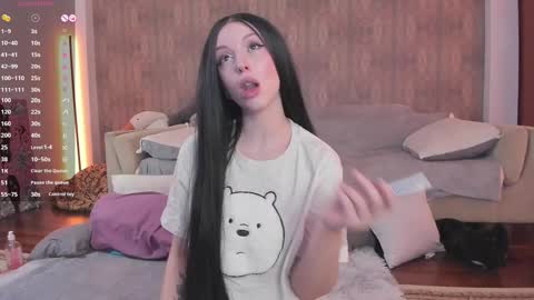 Mary online show from March 12, 2025, 8:41 am