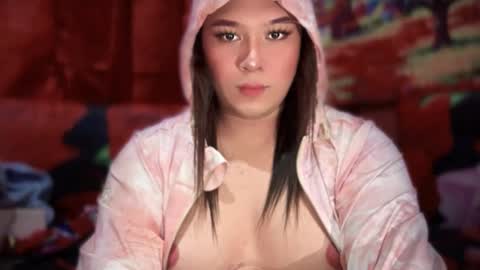 yourfairy_amoreen online show from December 1, 2025, 10:48 pm