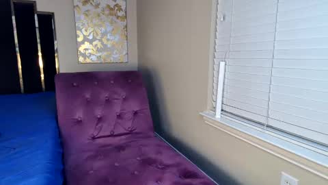 Horny Hotwife Wants To Play online show from September 20, 2025, 7:42 am