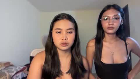 Snapshot of yourfantasyyy_ chatting on May 21, 2026, 9:00 pm yourfantasyyy_ online show from May 21, 2026, 9:00 pm