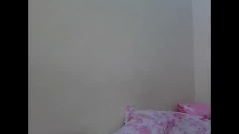Flower online show from October 3, 2025, 2:14 pm
