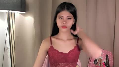 Vivian online show from April 19, 2026, 11:07 pm