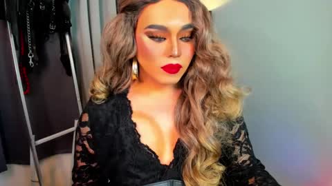  not into STINGY and CHEAP people online show from February 21, 2025, 5:24 am