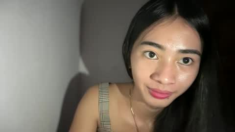 yourgirlsweet_kishia online show from May 22, 2026, 12:40 am