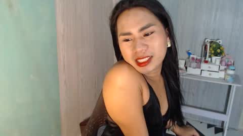Snapshot of yourhottie_winxxx chatting on May 2, 2026, 10:48 pm Mauie online show from May 2, 2026, 10:48 pm